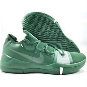 Nike Kobe AD TD Green Sz 17. AT3874-302 vibrant green Promo “Clover” ☘️